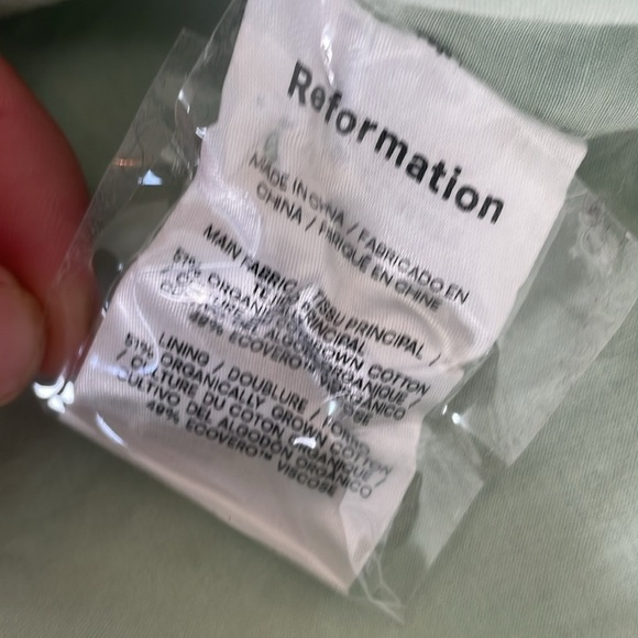 Reformation The Lawrence Long Sleeve Blouse V Neckline and Puff Sleeves size 4 - Picture 8 of 11